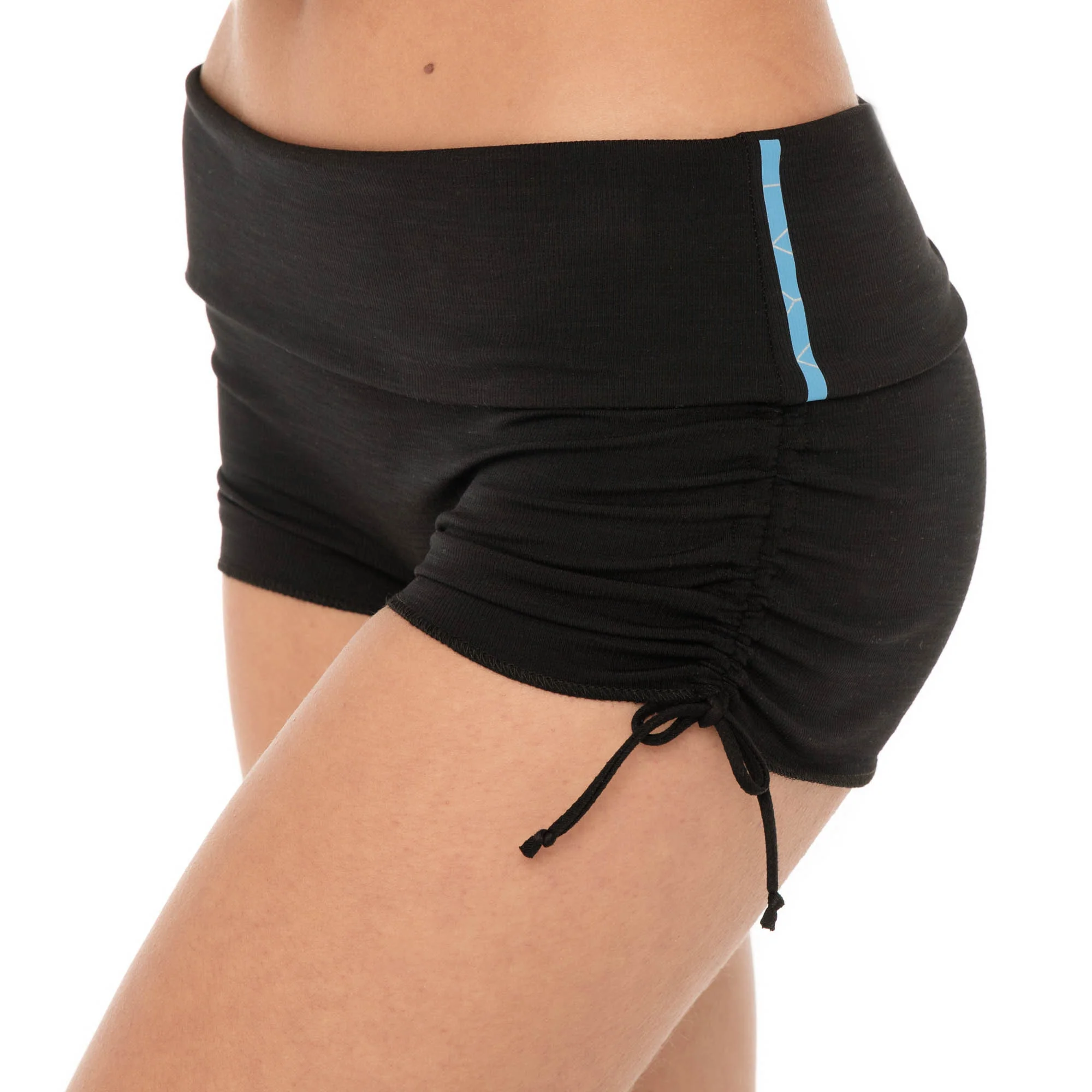 Sere Short - Image 12